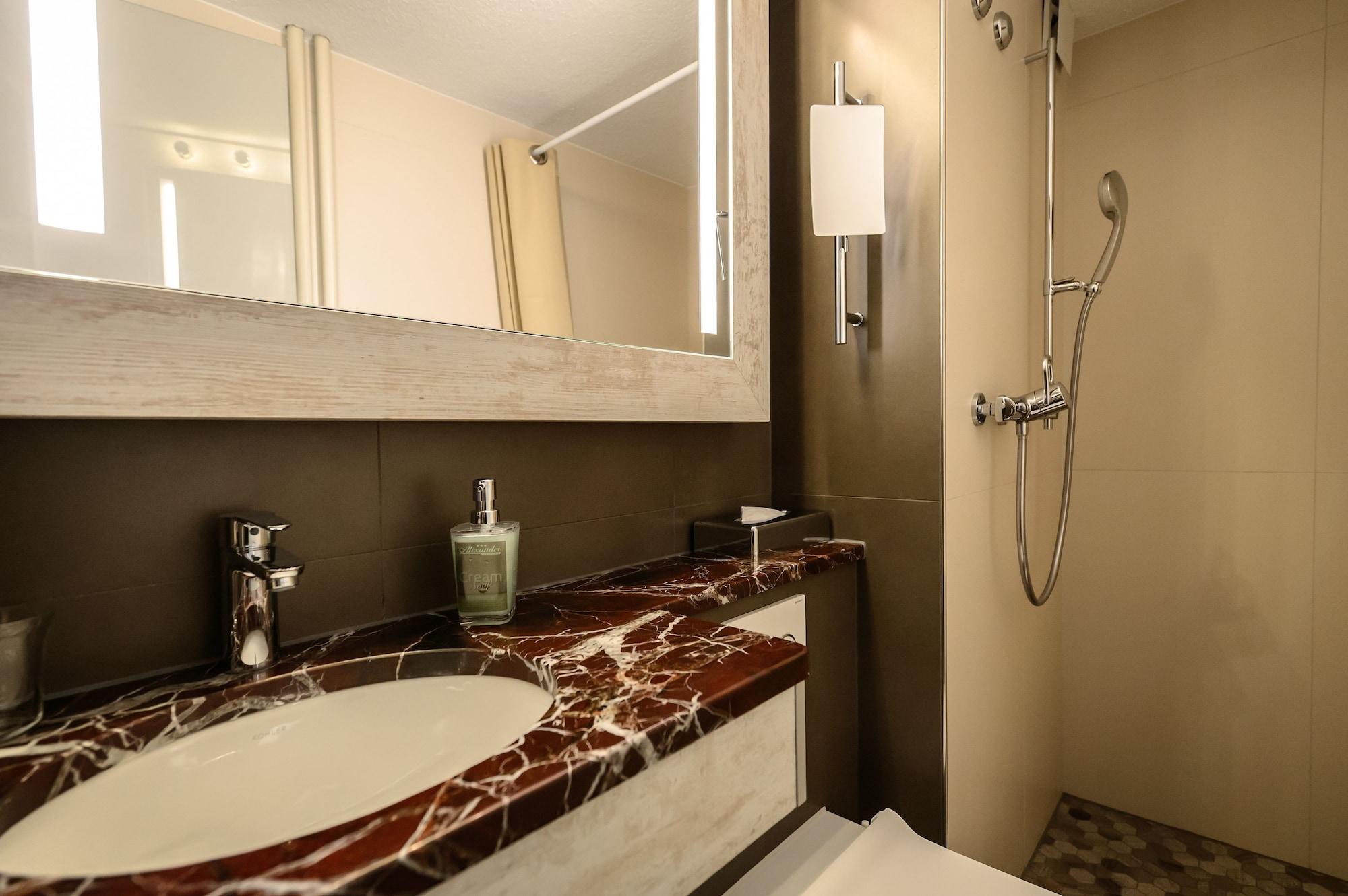 Alexander Guesthouse Zurich Old Town Dış mekan fotoğraf