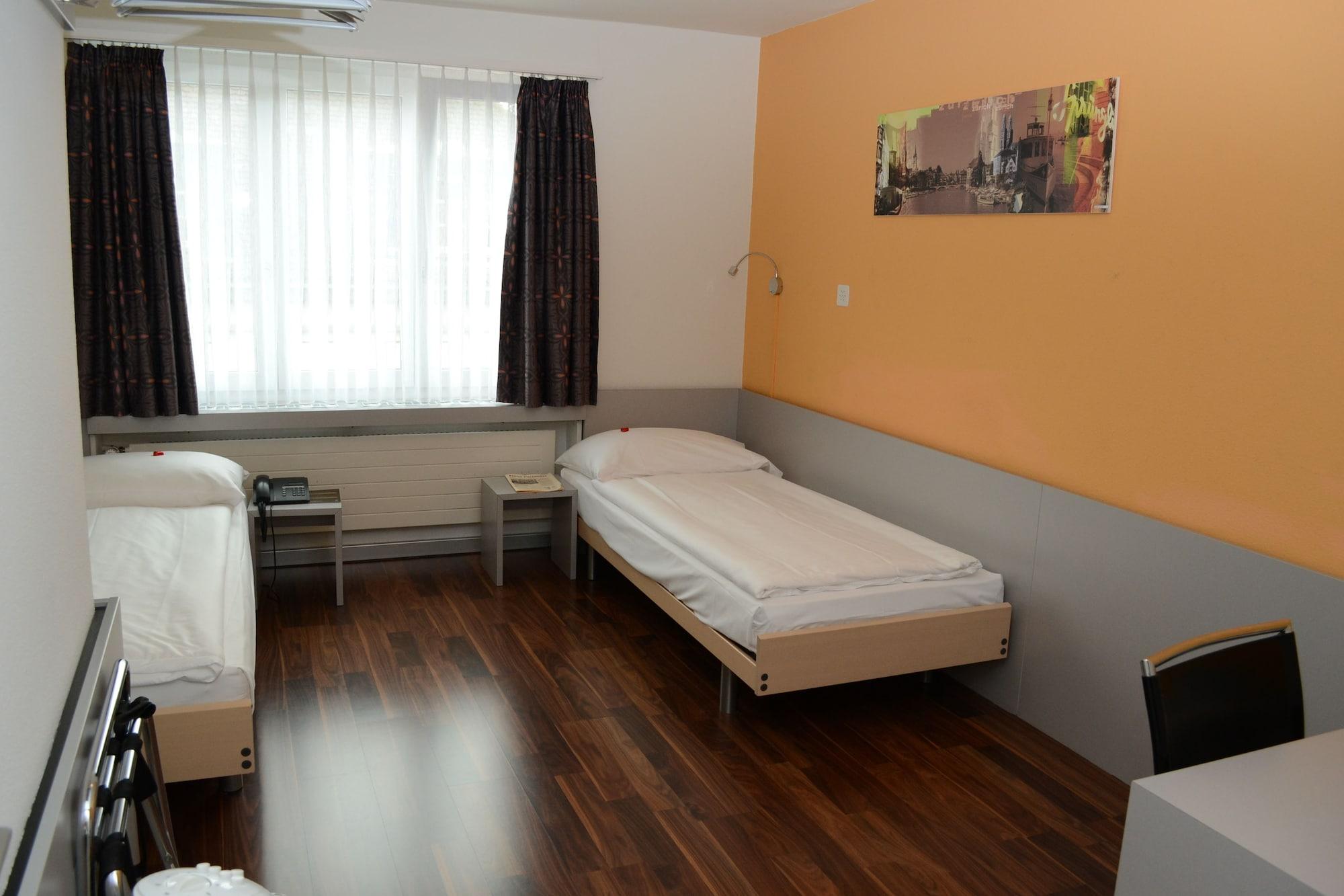 Alexander Guesthouse Zurich Old Town Dış mekan fotoğraf