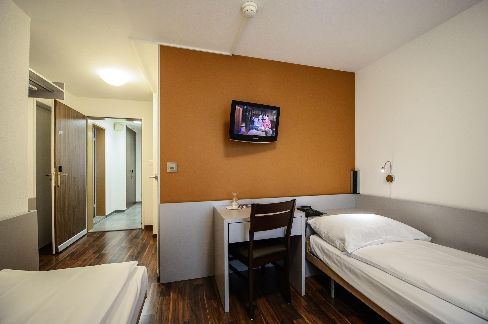 Alexander Guesthouse Zurich Old Town Dış mekan fotoğraf