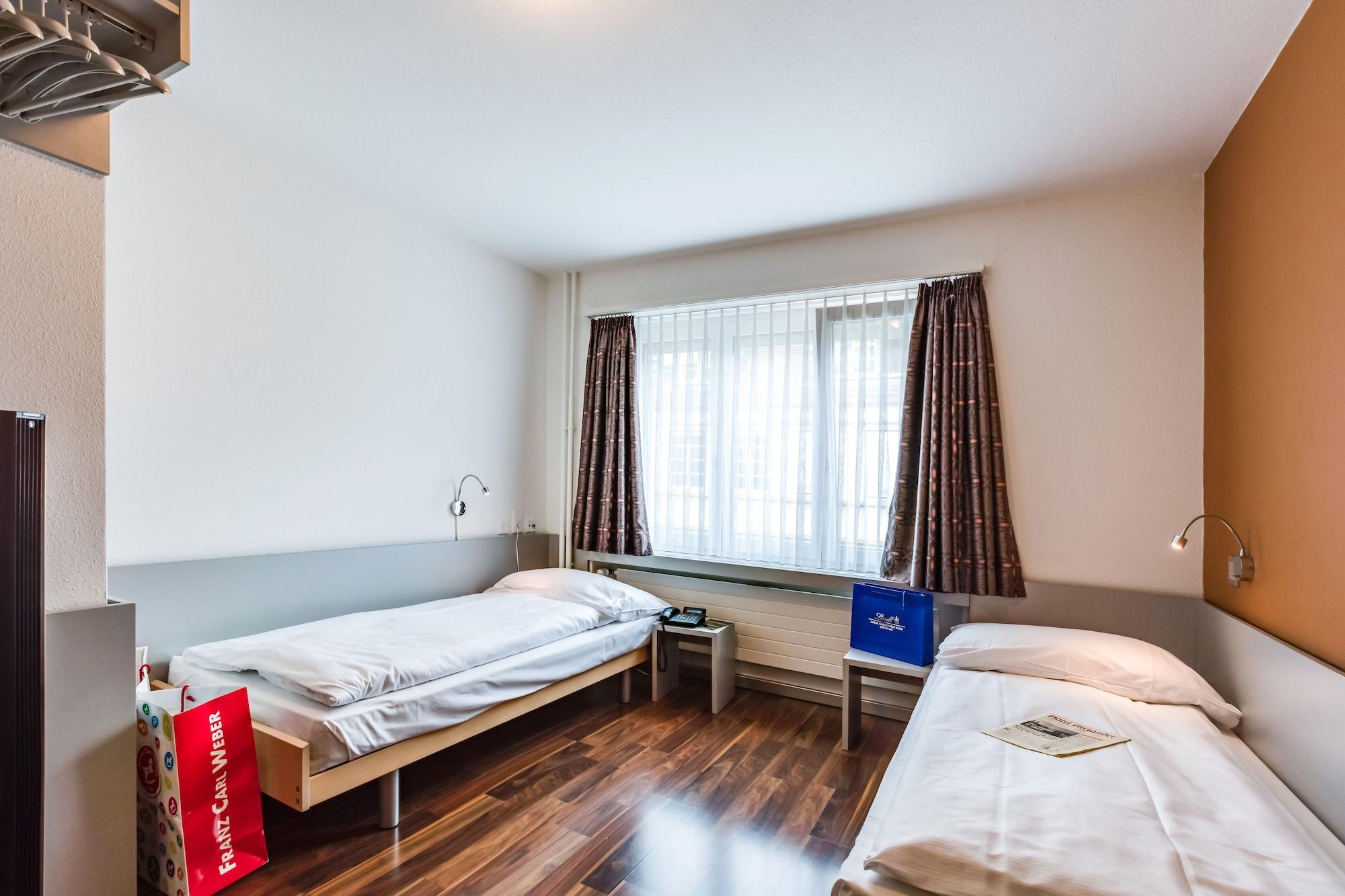 Alexander Guesthouse Zurich Old Town Dış mekan fotoğraf