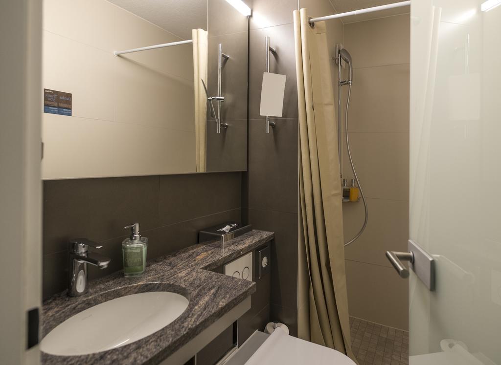Alexander Guesthouse Zurich Old Town Oda fotoğraf