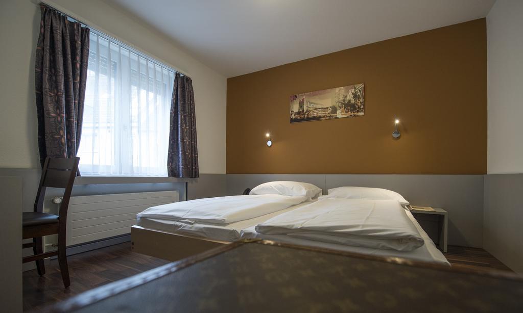 Alexander Guesthouse Zurich Old Town Dış mekan fotoğraf