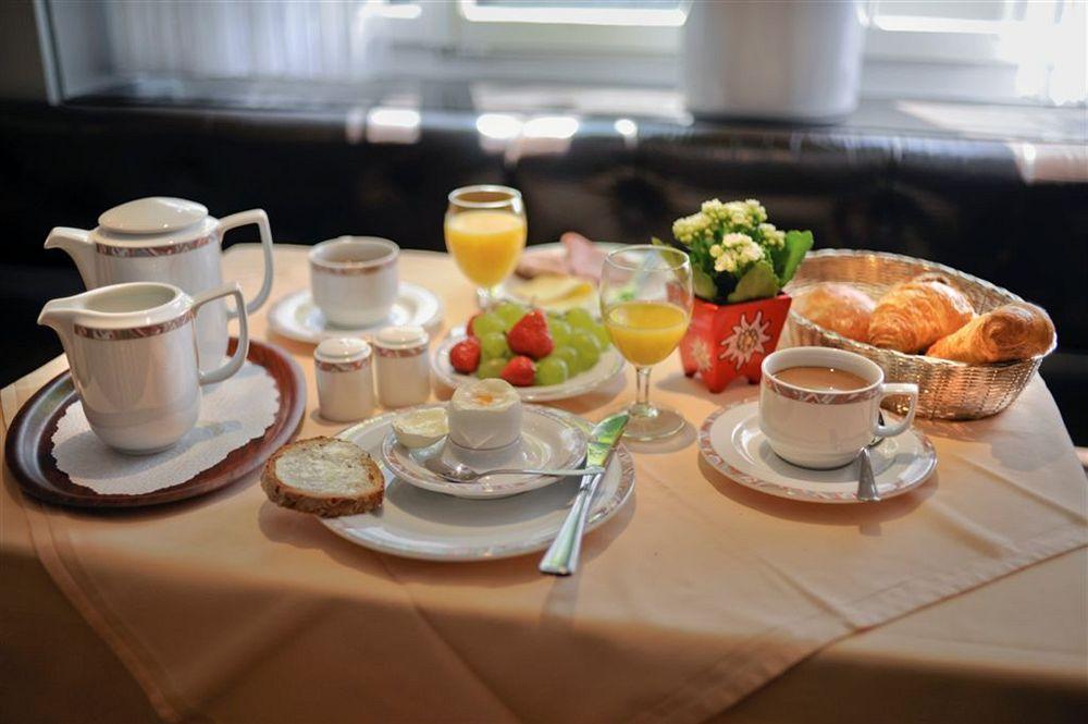 Alexander Guesthouse Zurich Old Town Dış mekan fotoğraf