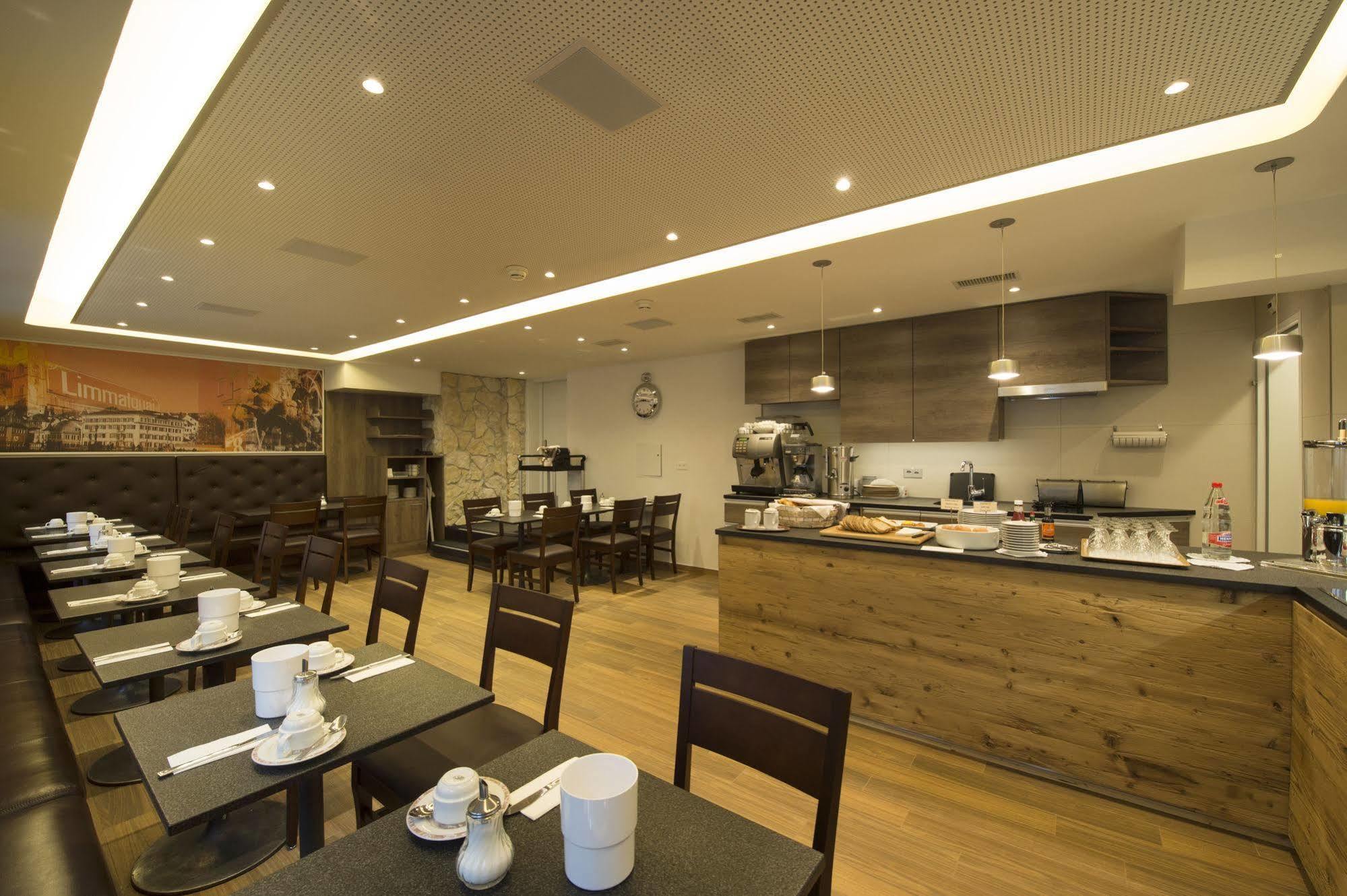 Alexander Guesthouse Zurich Old Town Dış mekan fotoğraf